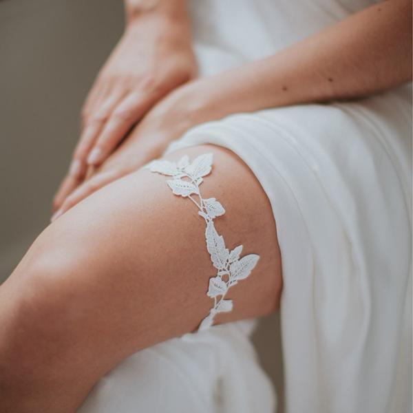 Buy Garters for the Bride for your wedding online   noni