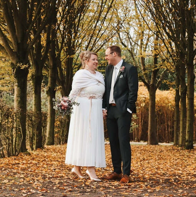 Zweiteiliges Brautkleid für standesamtliche Hochzeit von Melanie