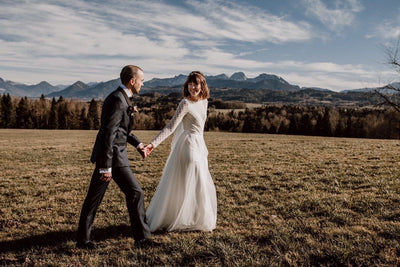 Hochzeitskleid aus Braut Body mit geometrischer Spitze und Tüllrock in Ivory