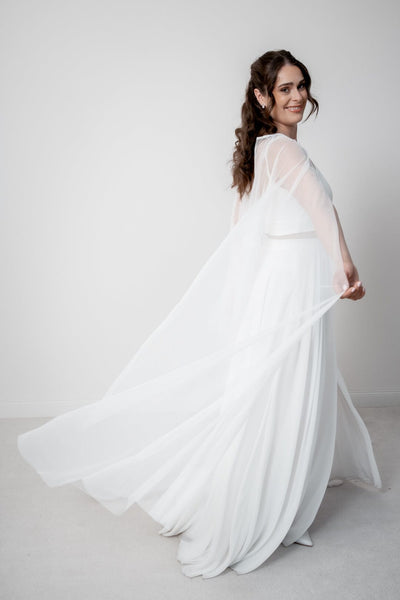Braut Cape mit langer Schleppe – Oriana noni