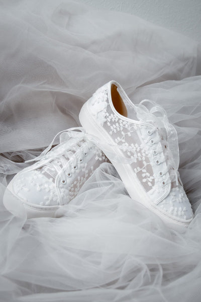 Braut Sneakers mit Spitze – Oakley | The Perfect Bridal Company