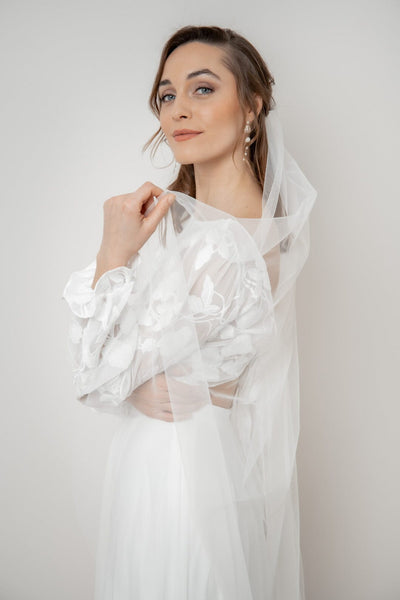 Braut Top mit Blumenmuster – Laina noni