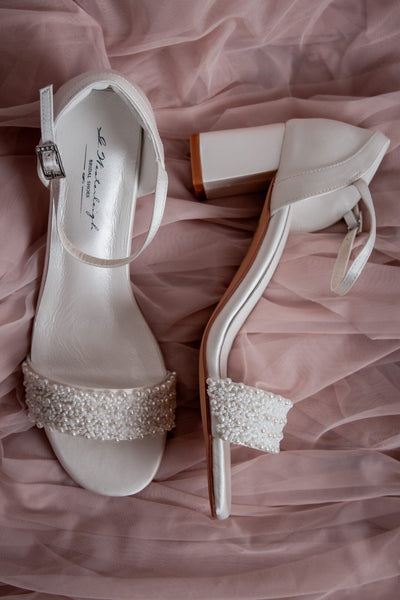 Brautschuh mit Perlenverzierung – Lauren Ivory SatinBrautschuh mit Perlenverzierung – Lauren Ivory Satin