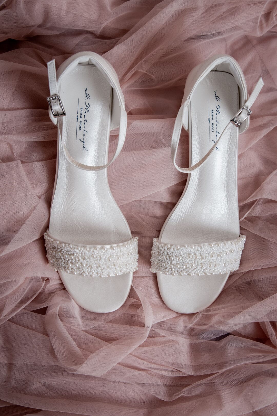 Brautschuh mit Perlenverzierung – Lauren Ivory Satin