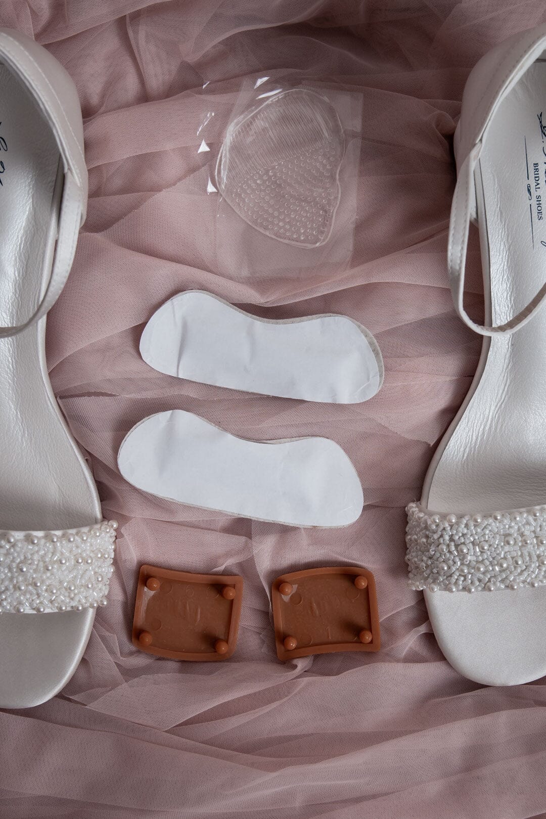 Brautschuh mit Perlenverzierung – Lauren Ivory Satin