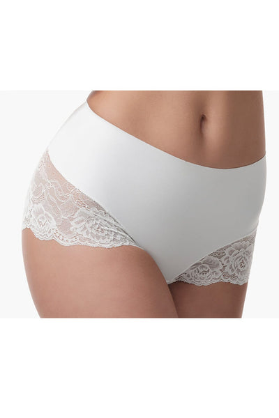 Figurformende Mid-Waist Shorts in Ivory