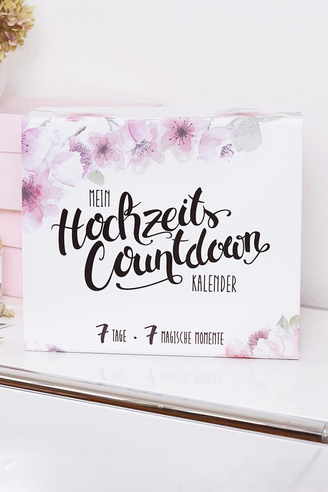 Hochzeits-Countdown-Kalender™ mit Gold-Armband und Schlafmaske