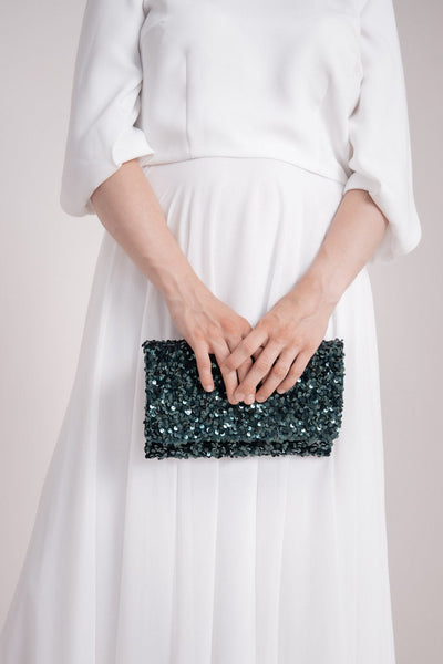 Kleine grünfarbene Clutch mit Pailletten – Abro