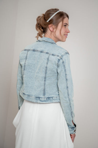 Kurze Braut Jeansjacke mit Knopfleiste