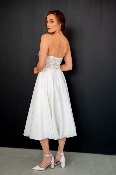Kurzes Brautkleid mit dünnen Trägern – Junia noni One
