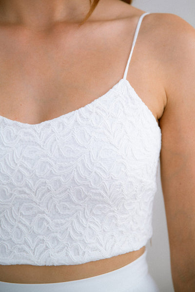 Kurzes Spitzentop – Aveline noni