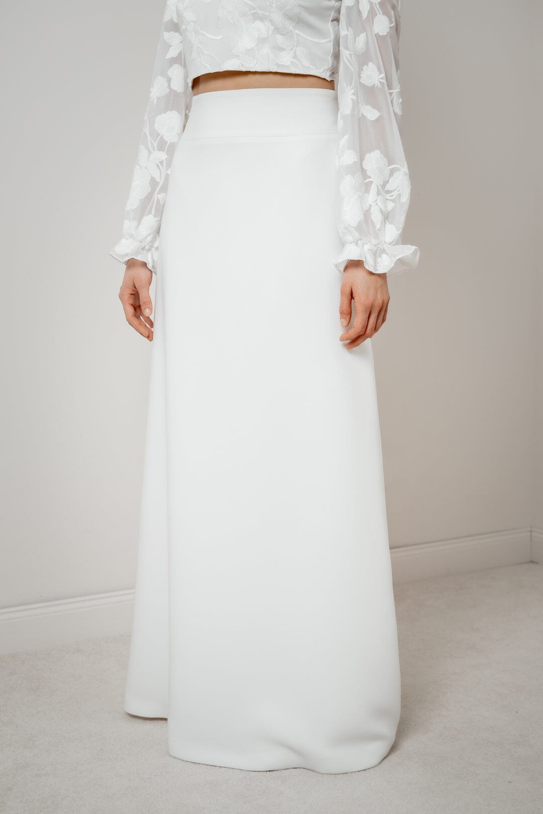 Showroom Only: Rock – Mali noni Selected