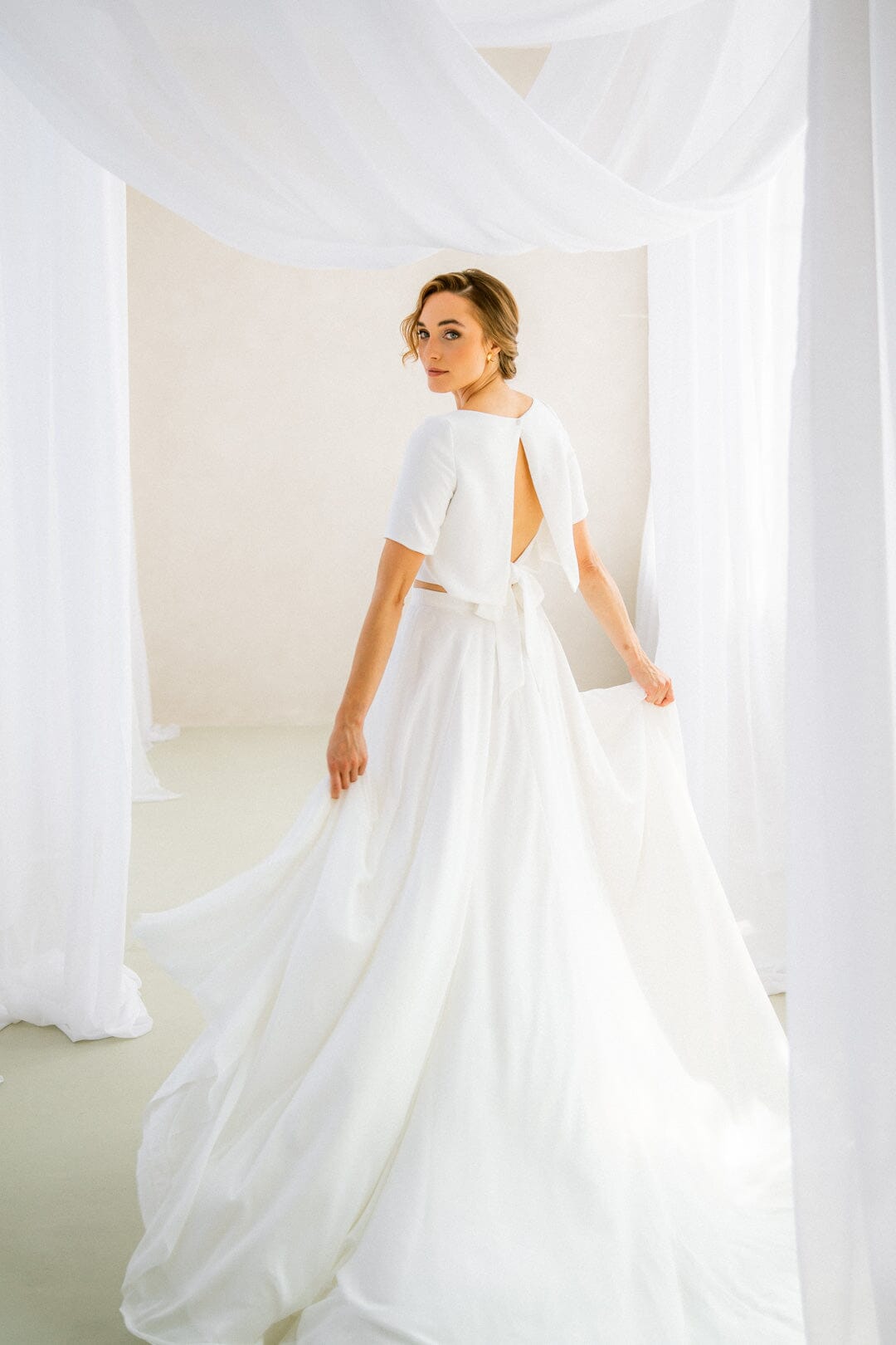 Langer Chiffonrock mit Schleppe – Nemy noni Selected
