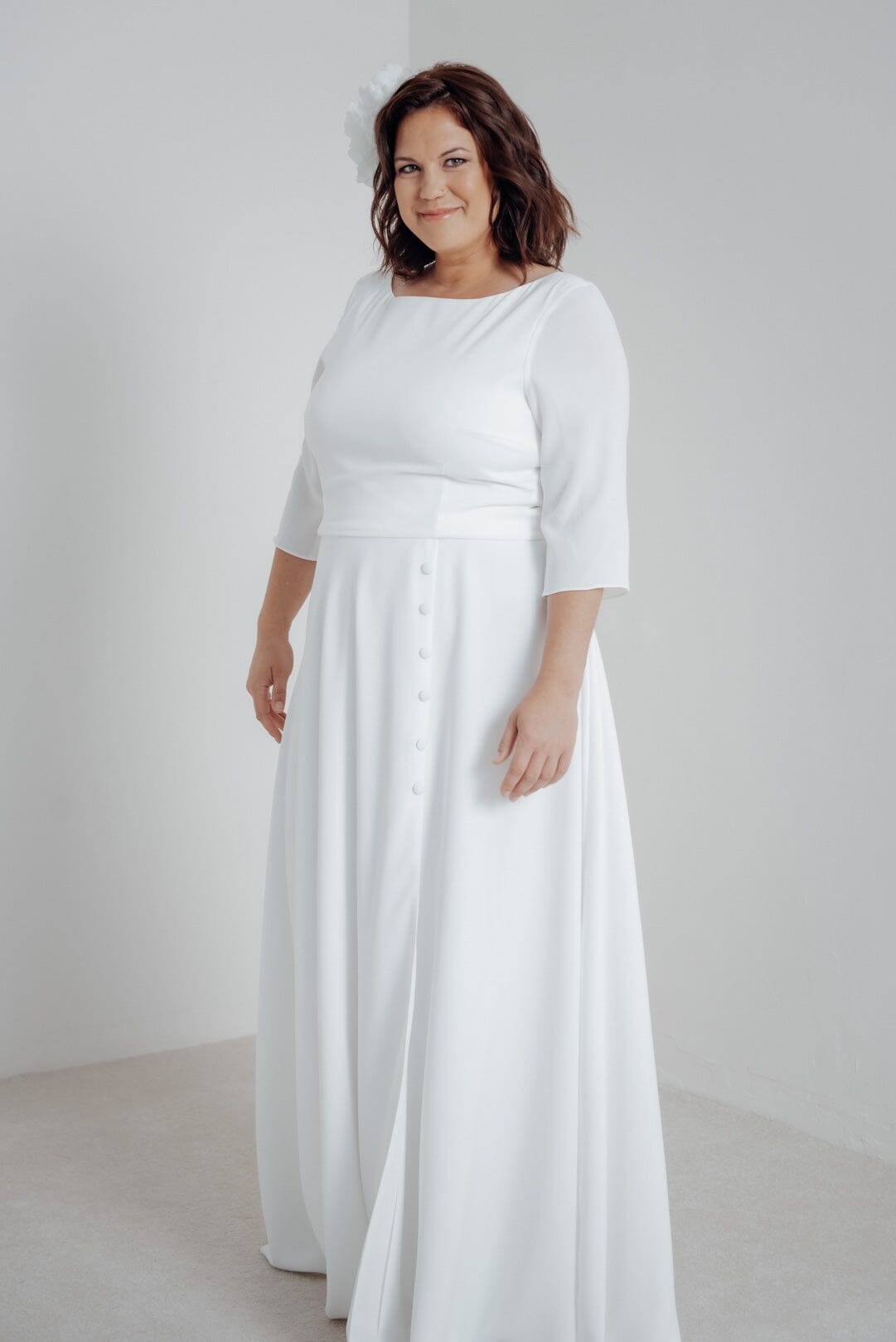 Plus Size Braut Rock mit Schlitz und Zierknöpfen – Eira noni Curvy