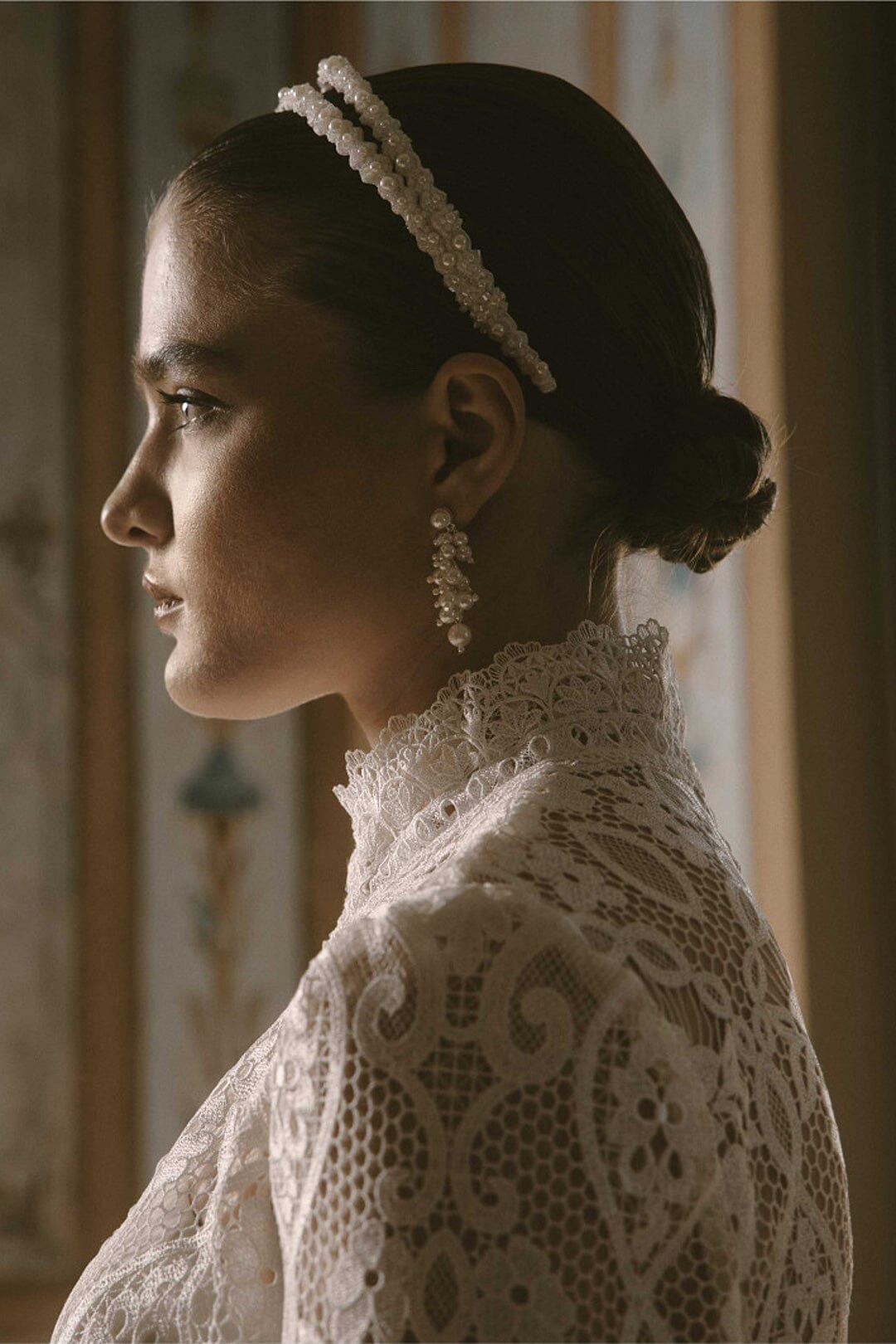 Schimmernde Perlen-Ohrhänger in Ivory