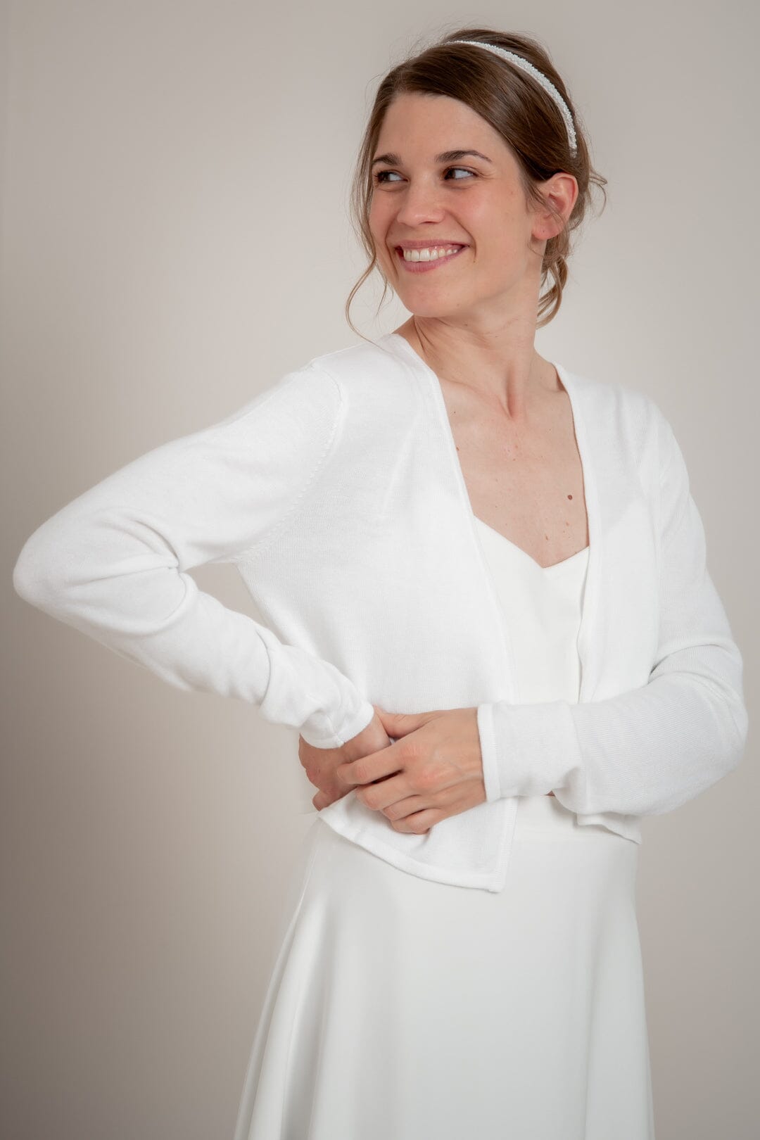 Schlichter Braut Cardigan in Ivory