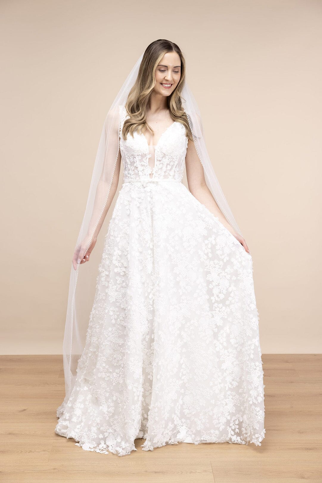 Softtüll-Schleier mit Perlenborte | The Perfect Bridal Company