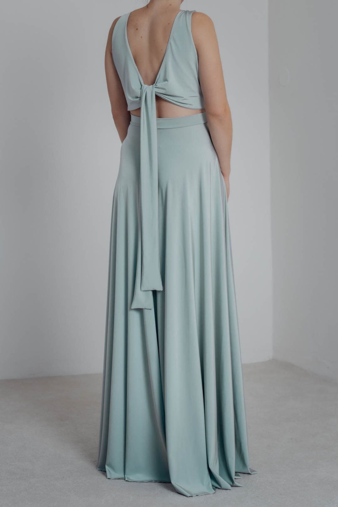 Grünes Brautjungfernkleid – Reverse Gown Sage