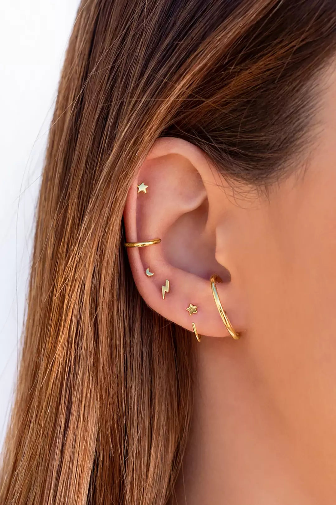 Kleiner Ear Cuff, Ohrmanschette mit glatter Oberfläche