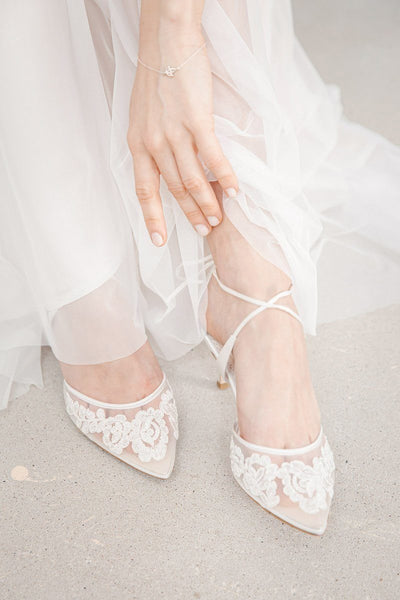 Braut-Kitten Heels mit Alençon-Spitze - Amelia Ivory