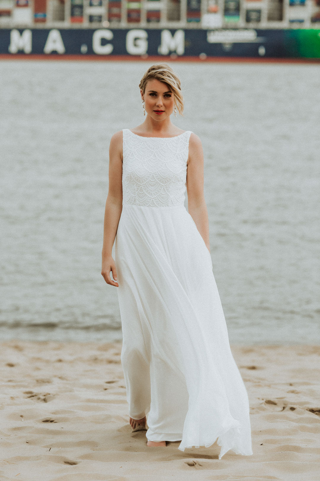 Langes Boho-Brautkleid in Ivory – Niah