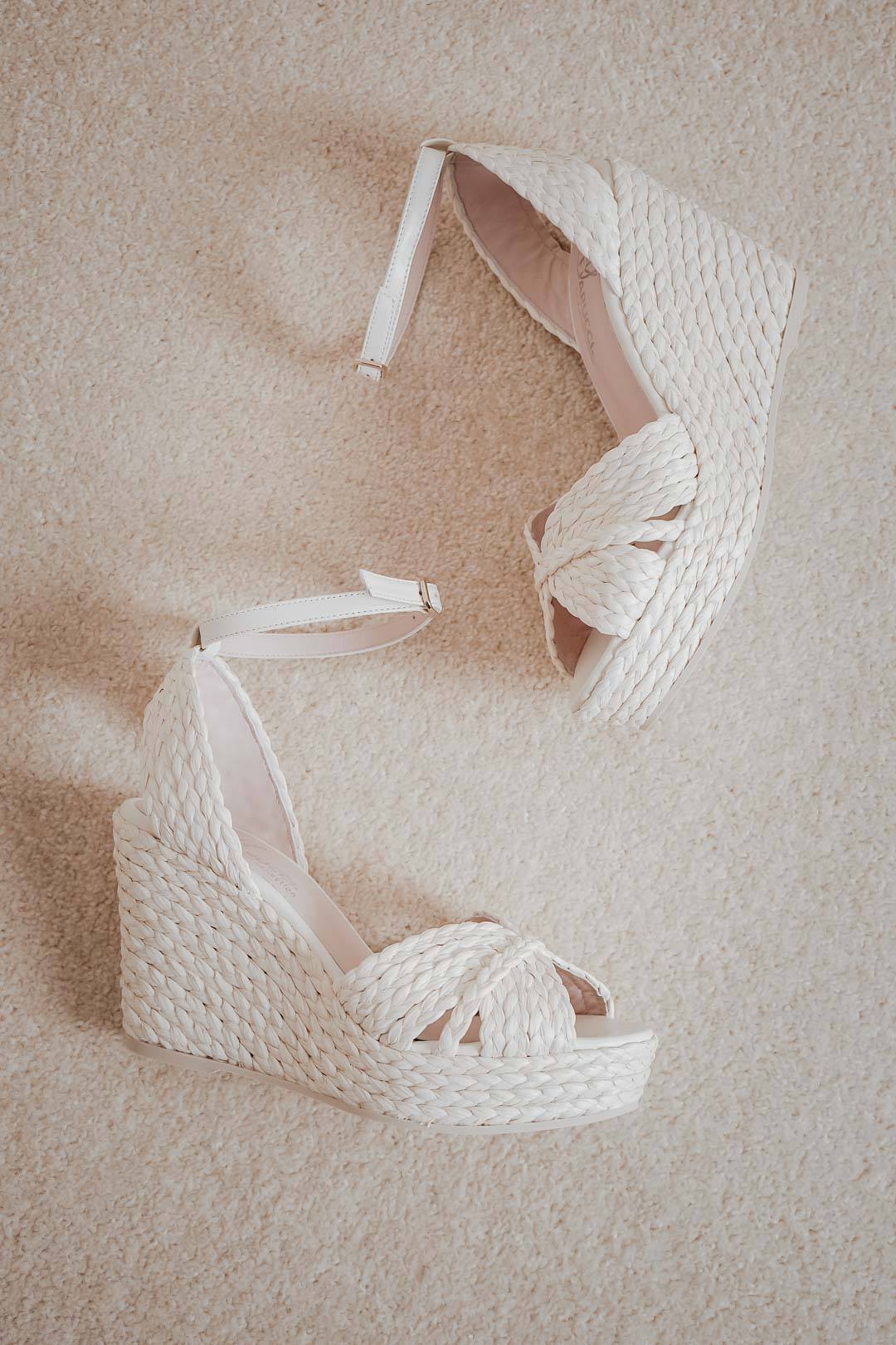 Sandalette mit Keilabsatz - Louna Pearl Raffia