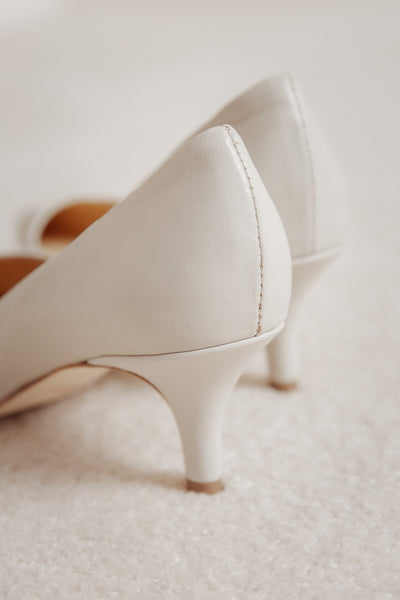 Spitze Braut Pumps in Beige – Piuma Latte